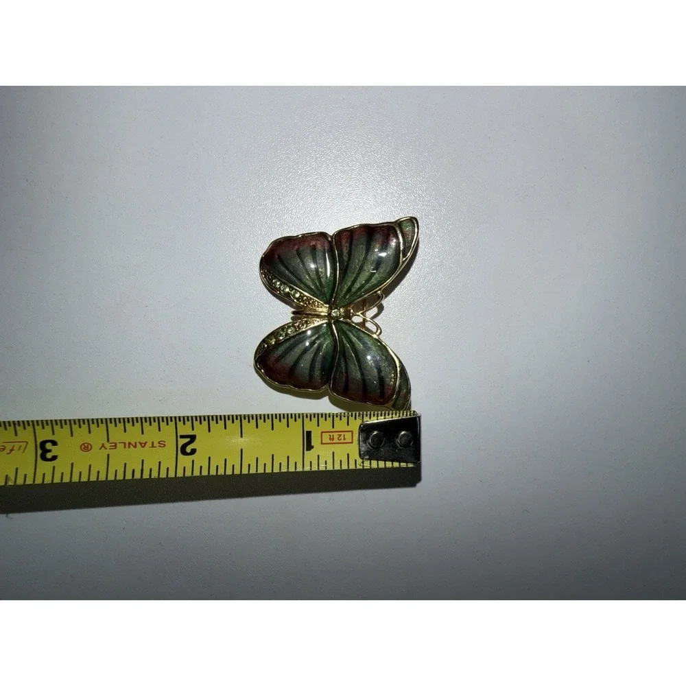 VINTAGE‎ SIGNED SFJ ENAMELED BUTTERFLY PIN BROOCH WITH GREEN RHINESTONES